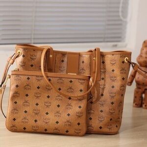 👜MCM Brown Tote bag& Pouch Wallet